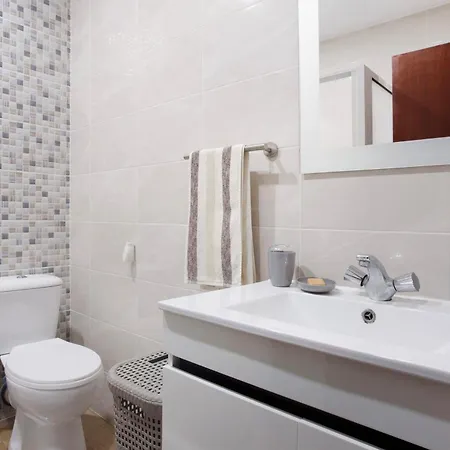 Slice Of Paradise- Palheiro De Golf